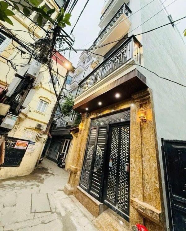 Nhà hoàng hoa thám 70m² x 7 tầng thang 🆘 máy 15 phòng full nội thất dòng tiề