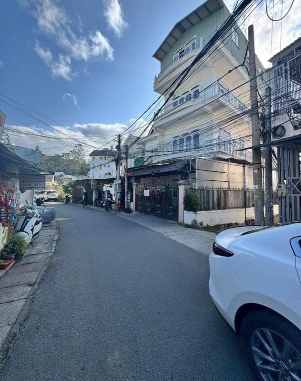 Nhà 2 mt trung tâm 🏚️ đà lạt - 8 phòng dòng tiền - chỉ 9,9 tỷ