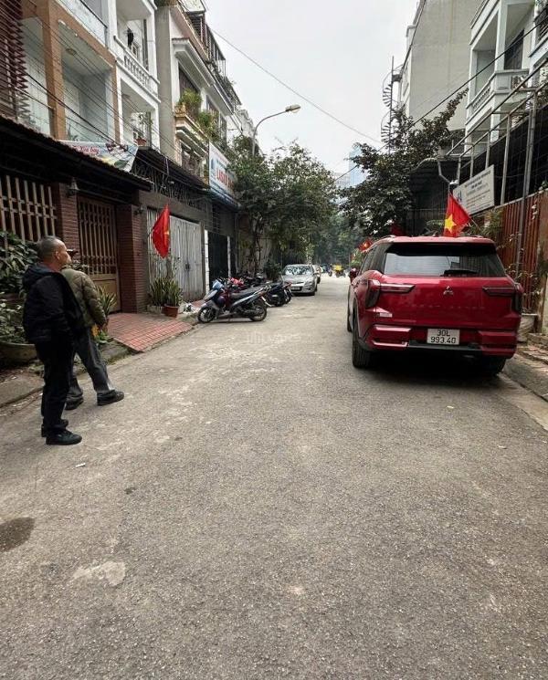 Bán nhà liền kề mễ trì thượng, nam từ liêm, 75m², 3 🏠 tầng, gần đại lộ thăng long