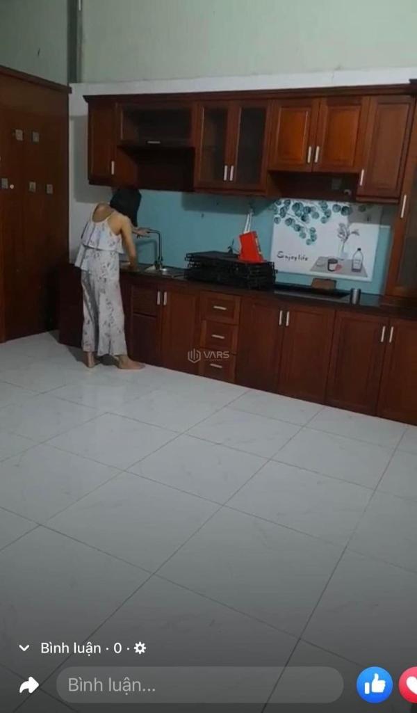 Cho thuê nhà 3 tầng gần tây hòa, đường 129, p. long a 200m2 3pn xe 🏚️ hơi qua