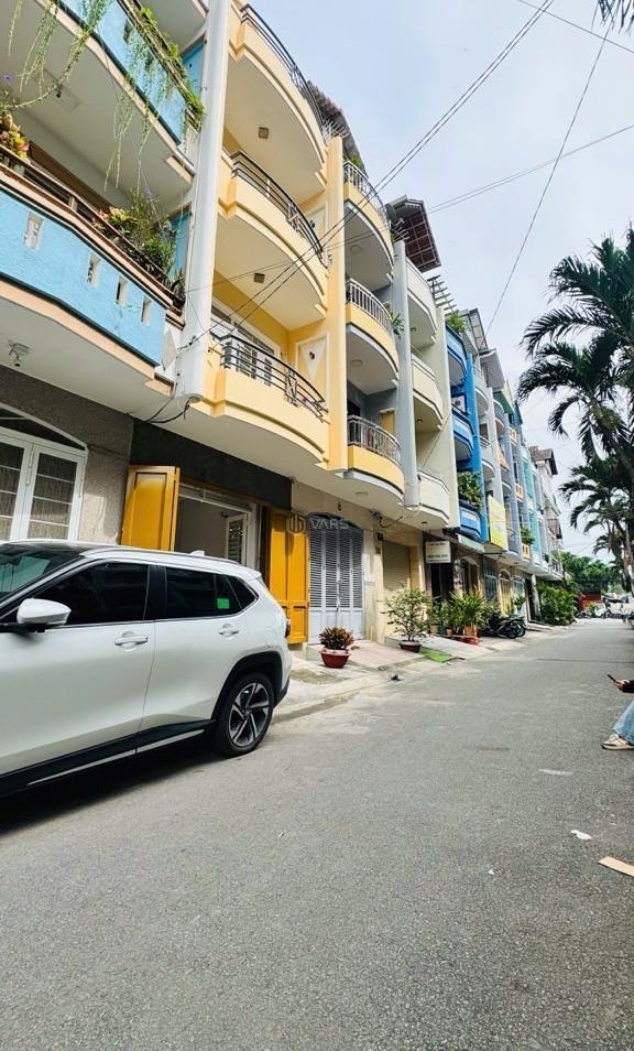 Mặt tiền kinh doanh cao lỗ, gần tttm parc mall, 65m2,shr, 🌊 hoàn công đủ,chỉ 13,5t