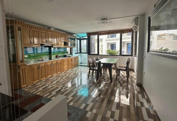 Cho thuê nhà ô tô - thang 🏣 máy miếu đầm, nam từ liêm 32m x 8t giá 22 triệu