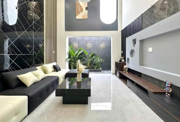 Bán Nhà trong hẻm 62m²