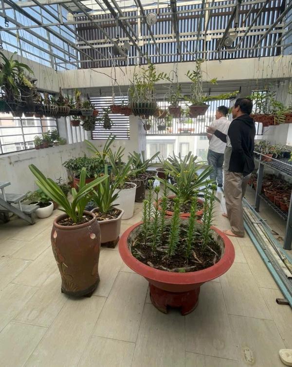 Nhà 1 trệt 🏘️ 3 lầu kdc t30 phạm hùng giá 10ty500