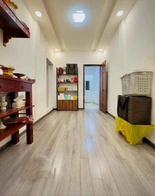 Bán Nhà mặt phố 25m²