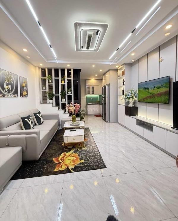 Bán nhà giải phóng, hn, dt 32 m2, 6 tầng, giá bán 8.65 tỷ 🏢 🔥mô tả: ☀️ nhà thoáng