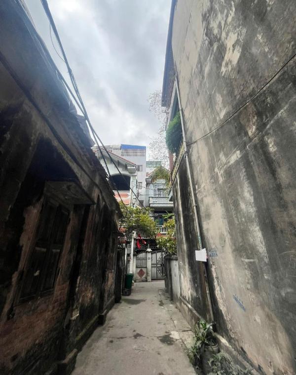 Xuân đỉnh 30m² nhà 5 tầng thang máy mt 4.2m ô tô nhỏ đỗ 🏤 cửa