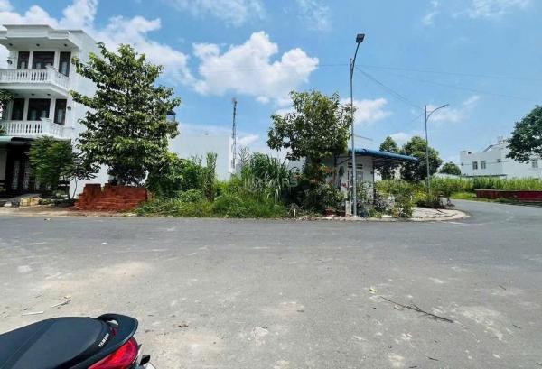 Bán nền kế góc đường 🌊 d2 kdc hồng loan 6a . giá chỉ 3,2 tỷ