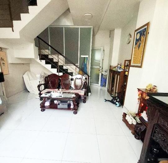 Bán Nhà trong hẻm 60m²