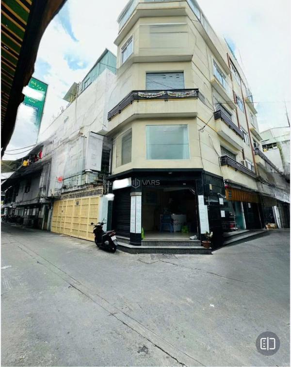 Quận 10 bán 🔥 căn góc 5 tầng mới tinh->đang kd 10 phòng chdv 600 triệu/năm