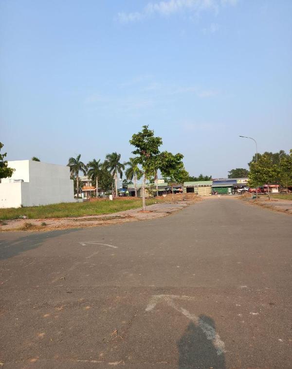 Đất thổ cư ngay tt thủ thừa - sổ sẵn, ký sang 🏘️ tên ngay