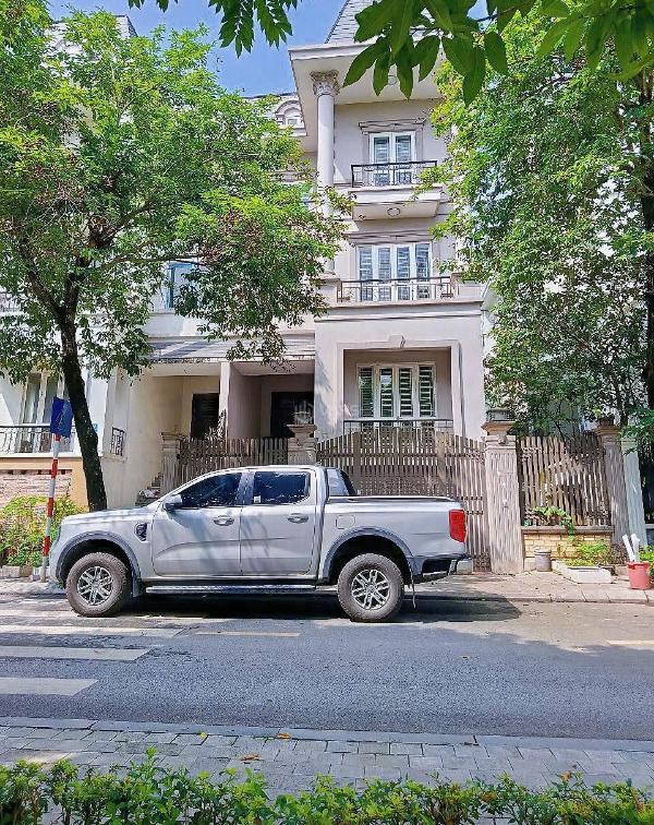 Hàng cắt lỗ, nhà phó 5 tầng cách mỹ 🏬 đình 15p