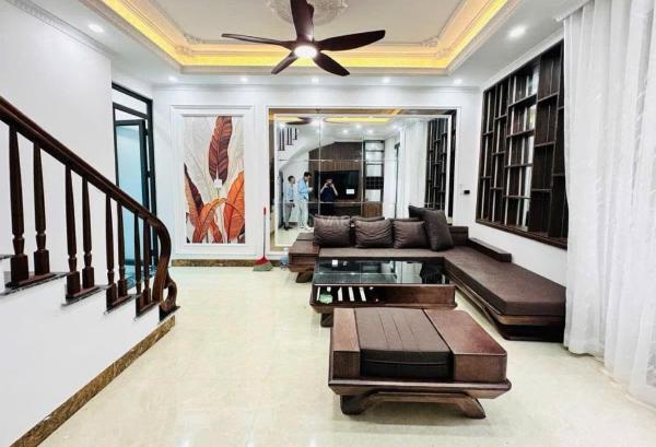 Cần bán Nhà trong hẻm 41m²