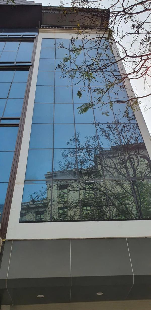 Bán Nhà mặt phố 170m²