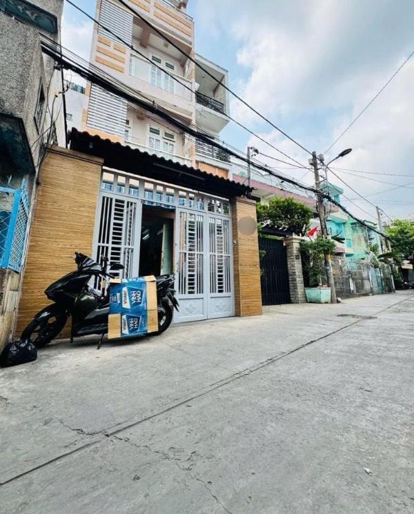 Cần bán Nhà trong hẻm 230m²