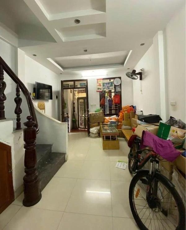 Cho thuê nhà riêng ngõ 184 trần khát chân, hai bà trưng 42m x 4t sạch đẹp giá 🔥 12