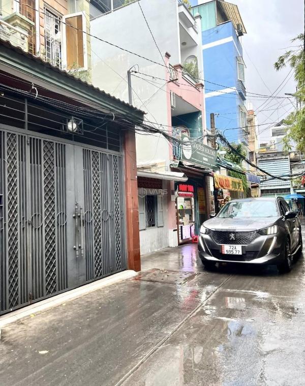 Ở ngay bán nhà đẹp 5 tầng hẻm xe hơi huỳnh văn bánh, 🔥 40m2, chỉ 8.2 tỷ tl