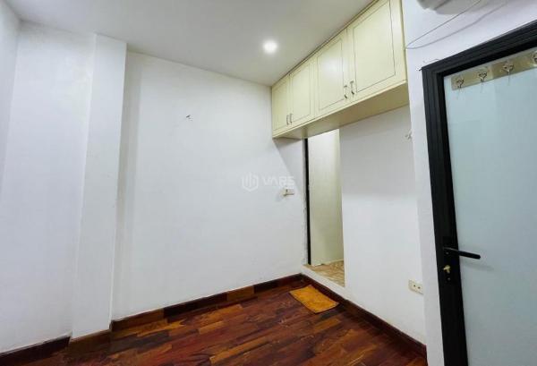 Chủ cần bán Nhà trong hẻm 16m²