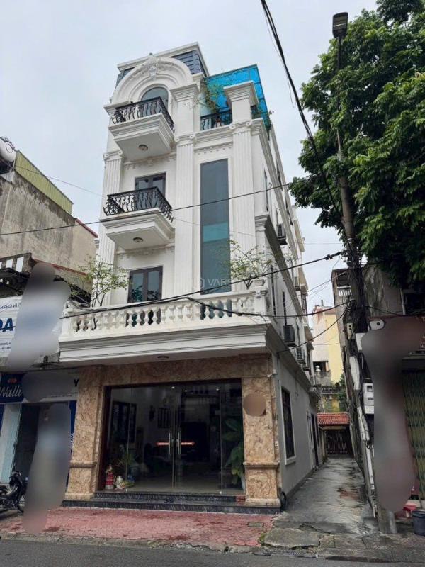 Bán căn nhà 4 tầng lô góc, thang máy, mặt phố phường Trần Hưng Đạo, TP HD, 73.3m2, mt 6m