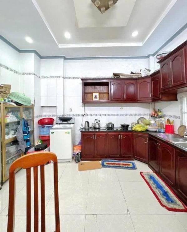Bán nhà 1 lầu hẻm 🏣 246 tầm vu 1.88 tỷ