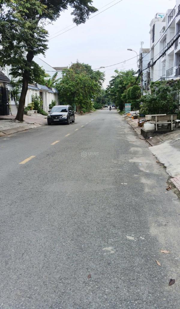 Vỡ nợ cần bán gấp 🏢 đất nền mt đường số 13 khu dân cư phong phú 5 giá nhỉnh 8ty