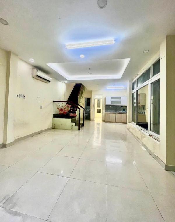 🏡 ngay mercedes gò vấp 🆘 ngang 5.5m giảm 200tr 🔥 💰 giá mới chỉ 6.690 tỷ 👀