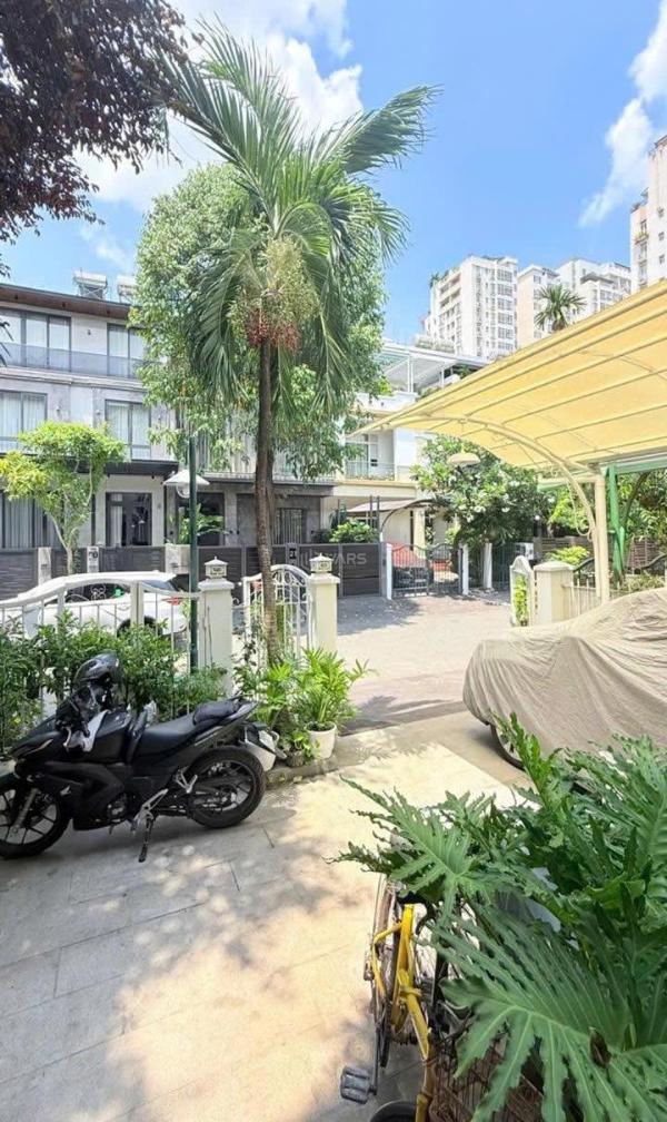 Kđt phú mỹ hưng, q.7, nhà phố 3 tầng, 🏠 khu biệt lập, an ninh, gần sky garden