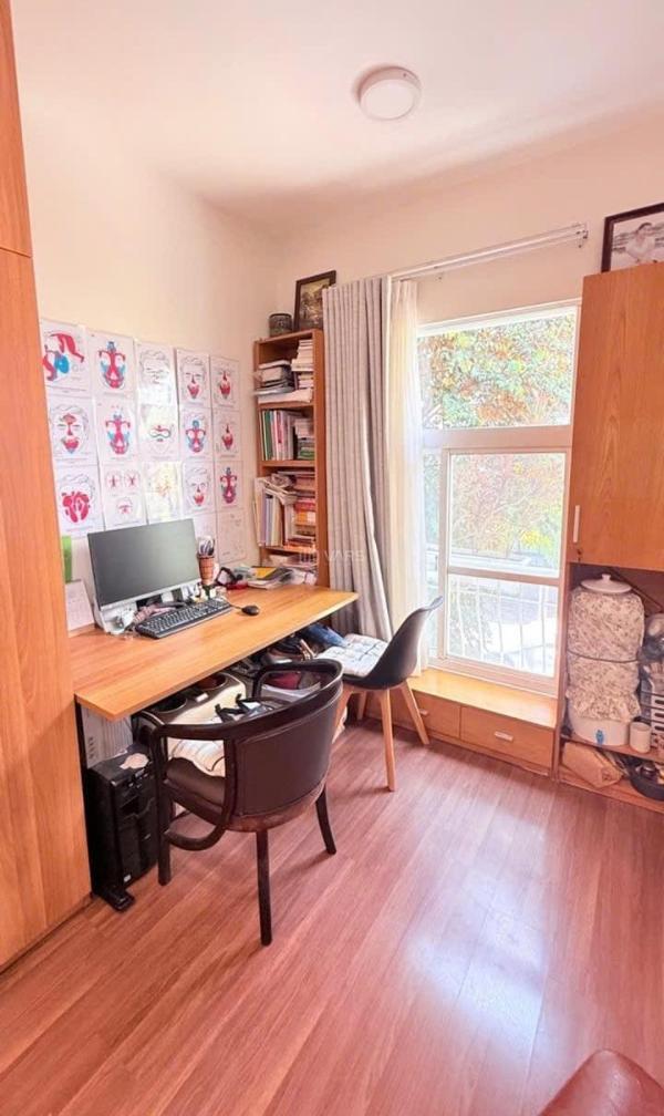 Chủ cần bán Nhà mặt phố 150m²
