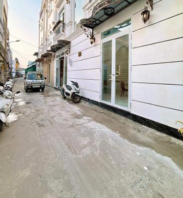 Bán Nhà trong hẻm 44m²