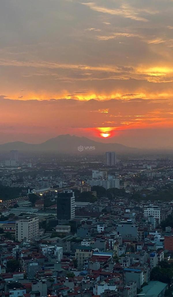 Nhỉnh 🔥 5 tỷ gần 80m2 💥💥 siêu phẩm giảm giá sốc - căn hộ cao cấp goldmark city