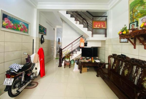 Chủ cần bán Nhà trong hẻm 68m²