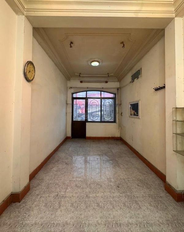 Cần bán Nhà mặt phố 81m²