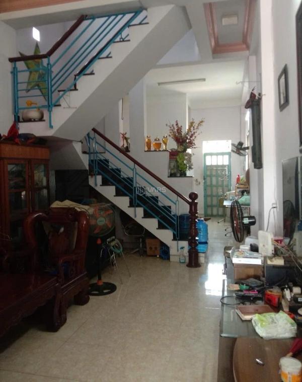Bán Nhà mặt phố 60m²
