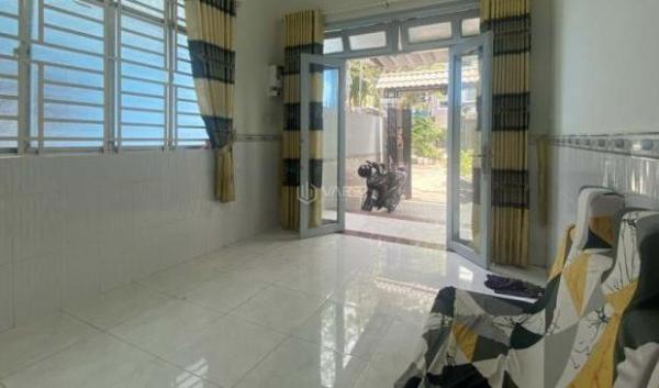 Bán Nhà trong hẻm 56m²