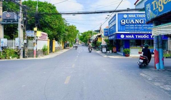 Cần bán Nhà mặt phố 245m²