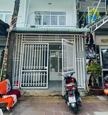 💥BÁN NHÀ 1 TRỆT 💥 1 LẦU KDC 586 - HƯNG PHÚ - CẦN THƠ (CÓ CHÌA KHOÁ)