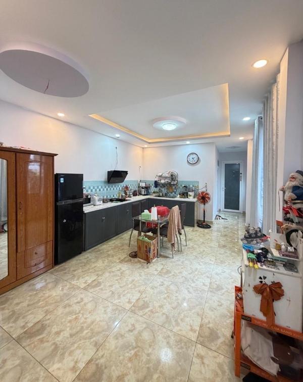 O2271 🏣 - 🏪 căn góc 2 mặt thoáng - kinh doanh đỉnh
