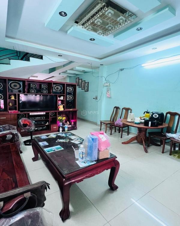 Bán Nhà mặt phố 100m²