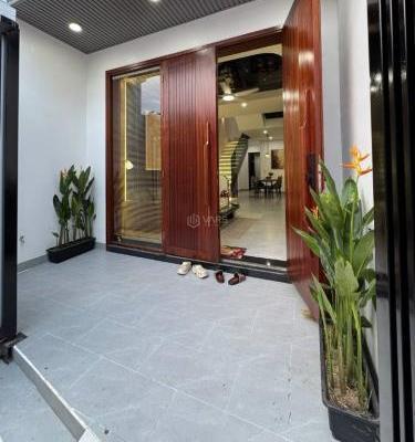 Chủ cần bán Nhà mặt phố 63m²