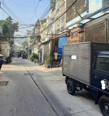 Bán Nhà mặt phố 105m²