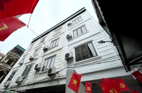 Cần bán Nhà trong hẻm 40m²