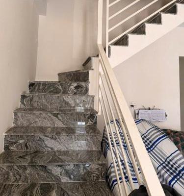 Chủ cần bán Nhà mặt phố 60m²