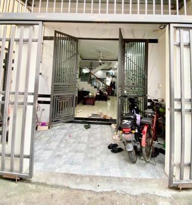 Bán Nhà mặt phố 52m²
