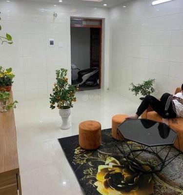 Bán nhà mặt 🏡 phố, Hoàng Hoa Thám, Quận Ba Đình, 45m chỉ nhỉnh 12 tỷ.