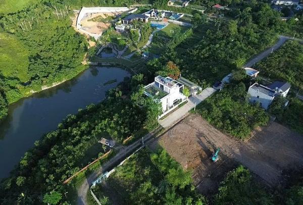 <mark style="background-color: transparent; font-weight: 400; ">Siêu 🏠 phẩm gần hồ đồng chanh dt 500m giá 3.5 tỷ</mark>