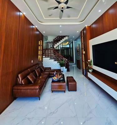 Bán nhà 4 tầng, 70m2, đường số 10, Kì 🏣 Bá, TP. Thái Bình, giá 7.3 tỷ. LH: 09643*****