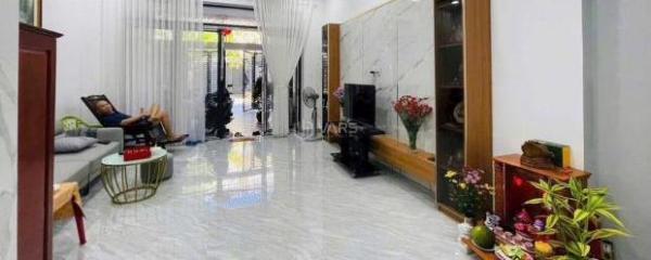Cần bán Nhà mặt phố 97m²