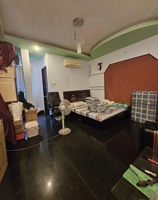 Bán Nhà mặt phố 37m²