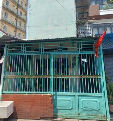 Bán Nhà mặt phố 97m²