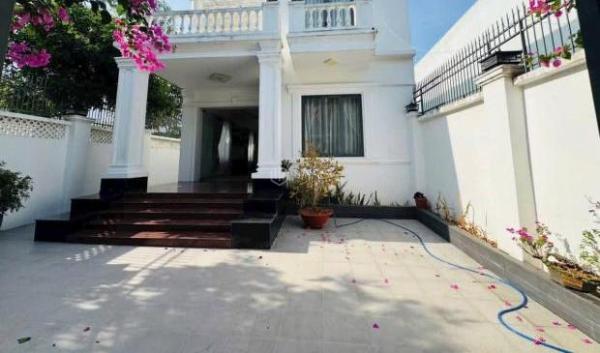 Bán Nhà trong hẻm 215m²